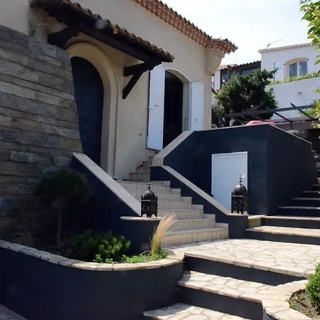 Les Jardins De Galicia Bed and Breakfast Σετ