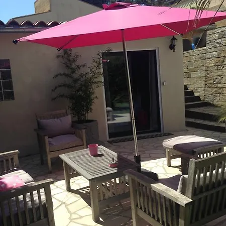 B&B Les Jardins De Galicia 4*